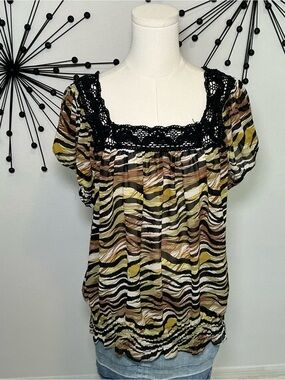 Belissimo New York Abstract Animal Print Crochet Trim Blouse Size 1X Boho Top